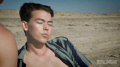 Outdoor Bareback Fun with Twink Skinny Boys - Gay Porn Tube