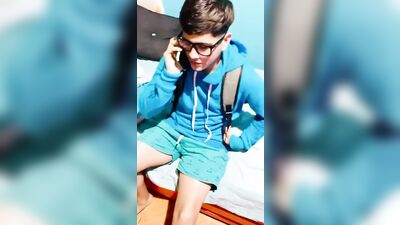 Gay Phone Jerk Off Porn: Hardcore Men Pleasuring Themselves on Camera!