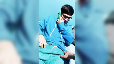 Gay Phone Jerk Off Porn: Hardcore Men Pleasuring Themselves on Camera!