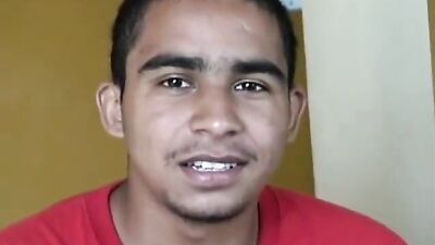 Latino Stallion Jacks Off in the Shower!!