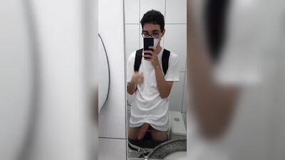 Selfie Gay Teen Porn: Exploring the Limits of Size and Pleasure