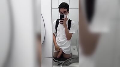 Selfie Gay Teen Porn: Exploring the Limits of Size and Pleasure