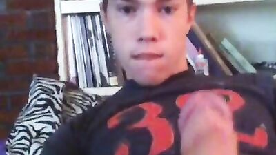 Young Cuties Webcam Show: Tight and Ready for Action!