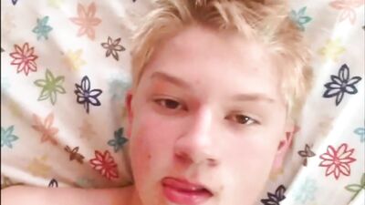 Mikaels Face-Gay Teen Porn: A Solo Adventure!