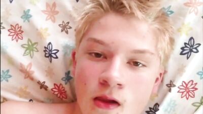 Mikaels Face-Gay Teen Porn: A Solo Adventure!