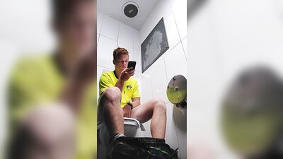 Sexy Ginger Boys Porn Plays With His Boner - Gay Solo Straight Boys Voyeur