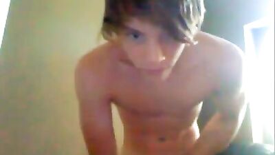 Gorgeous Boys Porn - Wanks & Showers