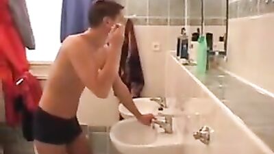 Shower Trio: Amature Cum Shots