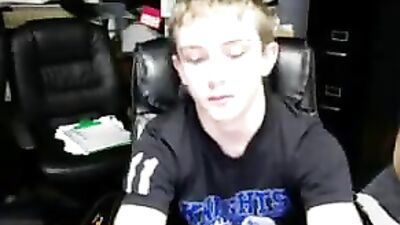 Cute Boy Cumming on Cam - Gay Porn Computer Room Adventure!