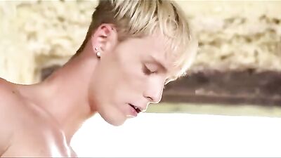 Hot Sex Cam Revival: Interracial Oral Action with Bareback Handjobs