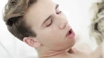 Gay Porn Twinks Sex on Bed: Double Dose of Blond Action!