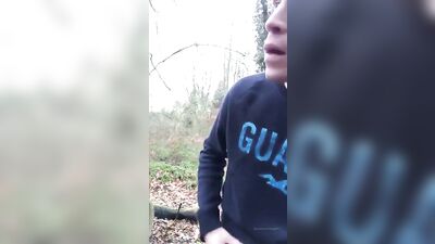 Risky Outside Boys Porn - Amateur Cum Shots Handjob!