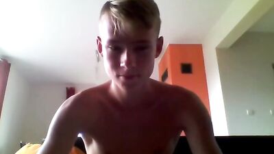 Gay Porn: Cute Blond Boys Pleasure Themselves for Some Girls at School!