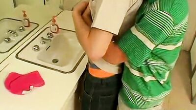 Showering Big Dick Fucks: Ultimate Gay Porn Action!