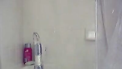 Gay Shower Boys Porn - Cumming In Mouth And On Face!