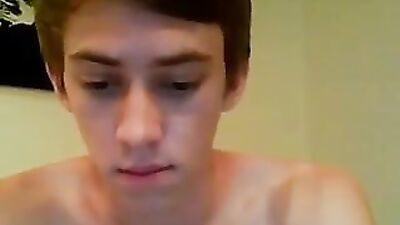 Gay Cum Twink Porn: Hot Tub Threesome with Curvy Hunk and Muscular Beefcake!