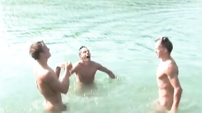 Blond Boys Porn Naked Lake Play - Floppy Big Dicks: A Gay Porn Adventure!