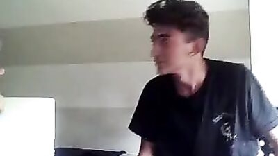 Italian Boys Porn - Showing Ass Too Kupid