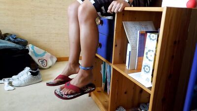 Flip-Flop Fetish Footshow - An intense foot fetish video with hot men in flip-flops!