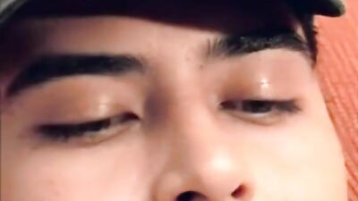 Latino Bareback Cream Peeps: Satisfying Boys in Gay Porn