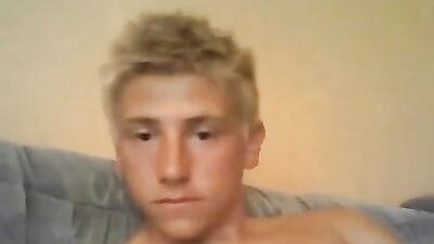 Gay Porn Cumshot Boys with Nice Cocks and Bush Strokes Online