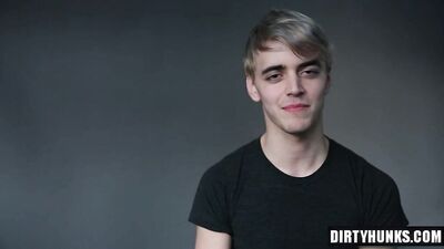 Gay Muscle Anal Cumshots with Hot Boys!!