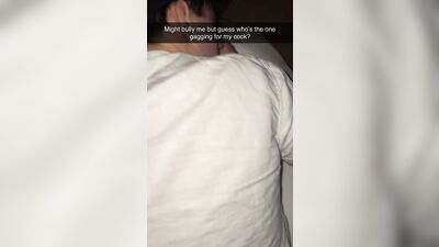 Snap Lea*ked! Caught shagging the popular bully!