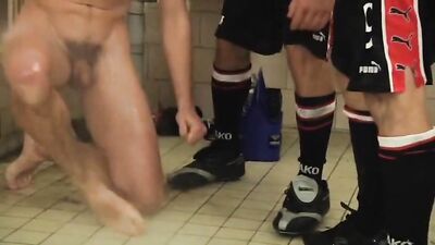 Gay Porn Videos Euro Twinks Big Dick Sexcapades - Offside!
