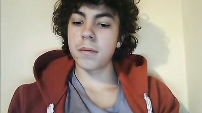 Teen with Messy Hair Cums Again in New Webcam Porn Video!