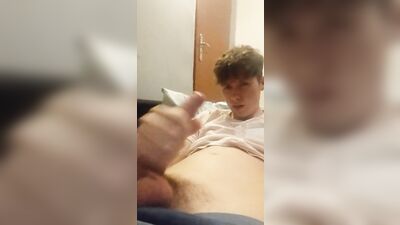 Messy Gay Teen Cumshot Porn: The Ultimate Big-Dicked Blonde Experience!