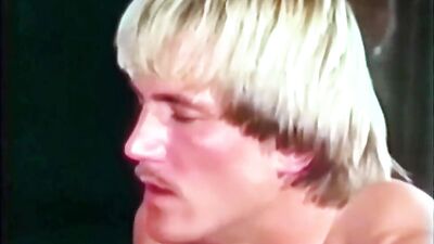 Good times coming: 1982 vintage boys in action!