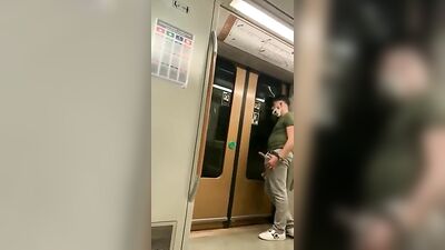 Hard Commute - Gay Porn on Web-Cam