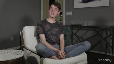 Cuddly Cute Solo Boy Miles Show Gay Porn