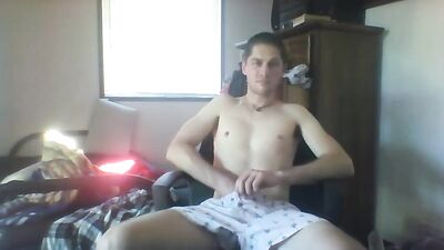 [110] College guy dropping a load