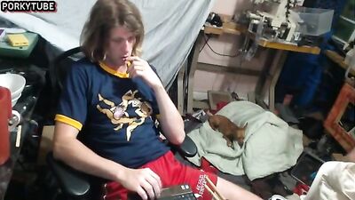 Sucking off his straight friend boys porn