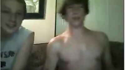 Gangbang Cam Boys Porn: Viens On Se Branle Ensemble!