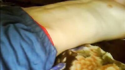 Cumming on my Hot Tummy Twink