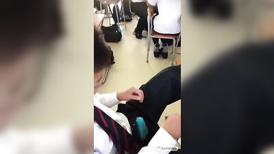 School Bulge Porn - Straight Boys Showing their Bulges