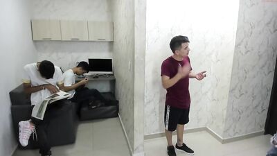 Gay Web-Cam Twink Porn: Keeping Hands Off Is Impossible!