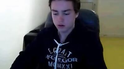 Teen Webcam Boy Fun with Cute Solo Porn