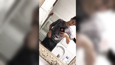 Reflection Boys: Selfie Mirror Amateur Handjob Porn