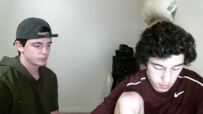 Gay iPhone Couple Goes Wild in the Shower - Blue Boys Tube