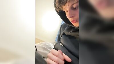 Big Cock Hoodies Cam Gay Boys Porn! Online Solo Web-Cam Show for Ultimate Fun!