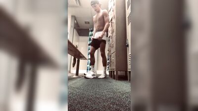 Football Freshmans Webcam Boy Fun - Aspiring Football Player BOYS PORN