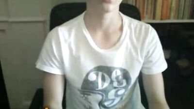 Webcam Showdown: Down Under Boys Porn