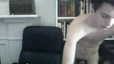 Webcam Showdown: Down Under Boys Porn