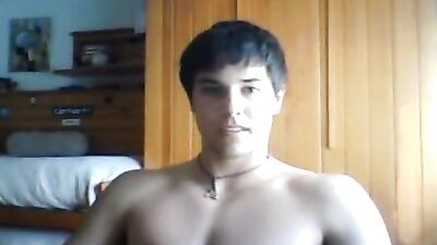 Gay Porn: His Brother Wasnt Home So He Played Online