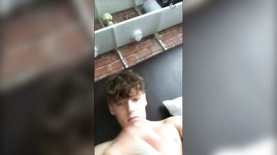 Gay College Teen Cum Shots: Big Blond Coran B Cutie Porn
