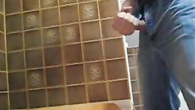 Cumming Fountain: The Ultimate Amateur Cum Shot Adventure!