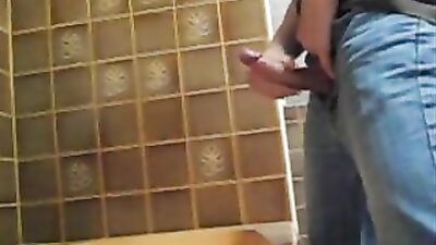 Cumming Fountain: The Ultimate Amateur Cum Shot Adventure!